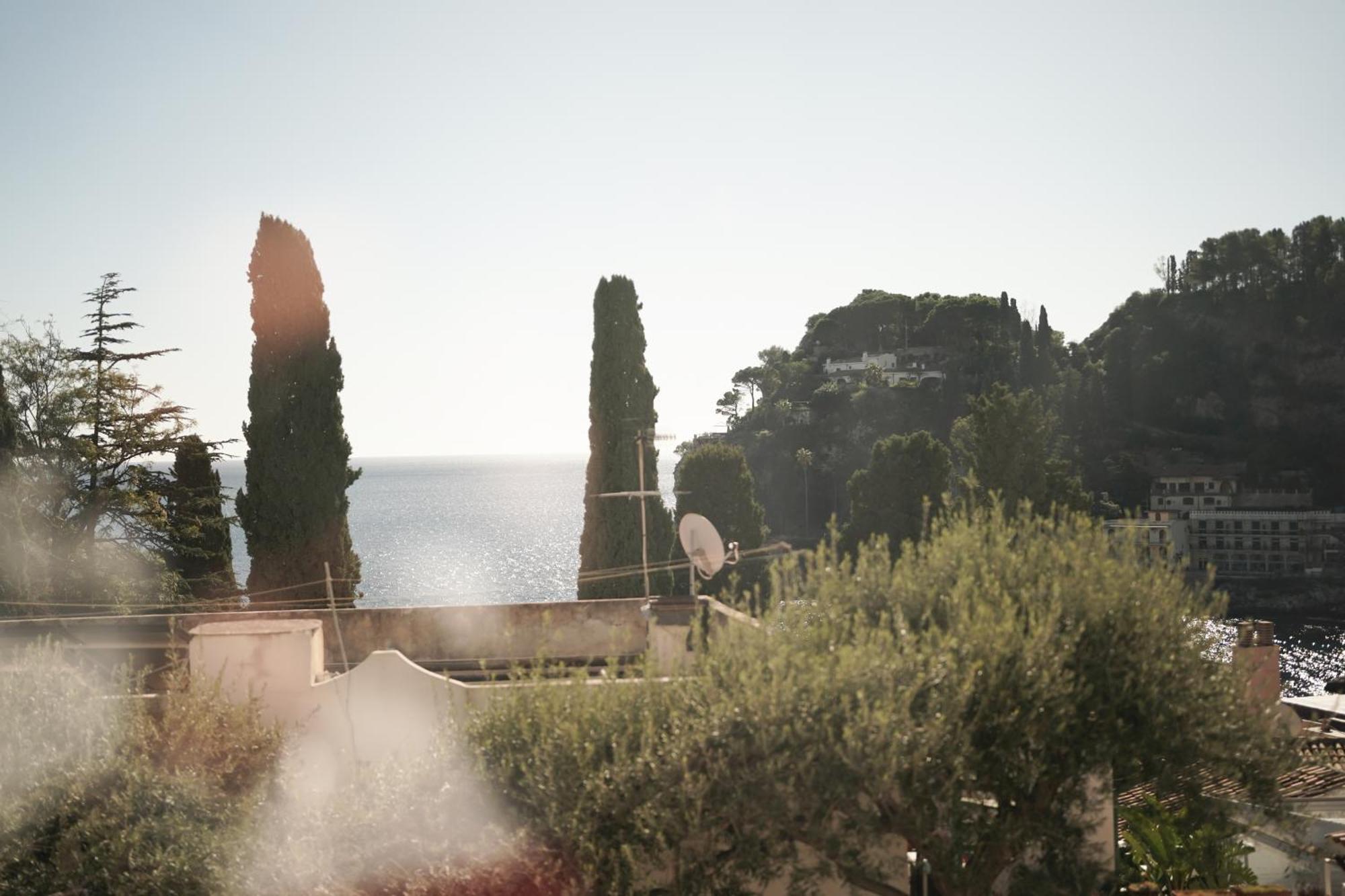 Mazzaro Luxury Apartment Taormina Exterior photo